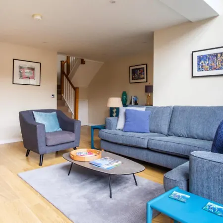 17 Stonegate - A House Of Holiday